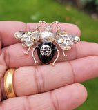 Honey Bee Brooch Vintage Look Queen Broach Gold Plated Celebrity Hollywood Pin T