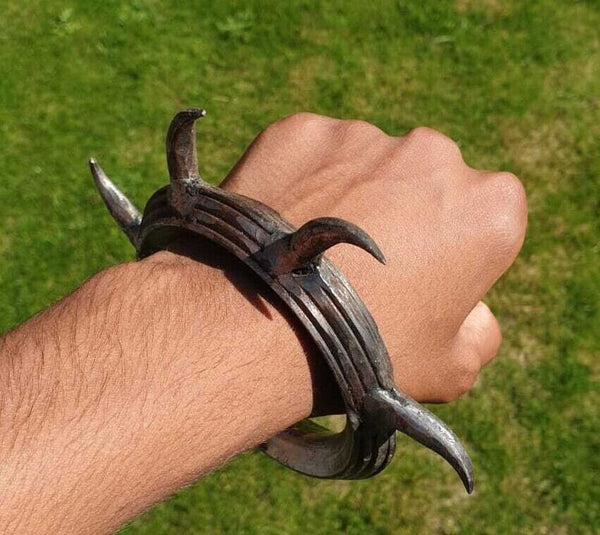 Sarbloh Kara Iron Sikh Warrior Spikes Kada Sher Panja Bangle Singh Kaur Khalsa S15G
