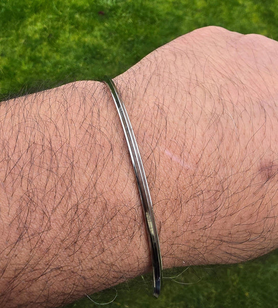 Stainless Steel Thin Kara Sikh Singh Kaur Khalsa Bangle One Edge Collar Design Kada T3A Bracelet Karray Karha Silver Tone Sikhism Kakar 5Ks