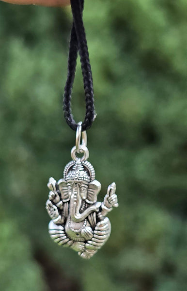 Sri Ganesh Ji Gold or Silver colour Pendant Stainless Steel Hindu black dori Q36