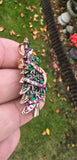 Christmas Tree Brooch Pin Vintage look Gold plated broach Celebrity Queen CCCA Pendant Black dori necklace Luck Charm Xmas elegant Gift