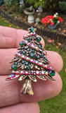Christmas Tree Brooch Pin Vintage look Gold plated broach Celebrity Queen CCCA Pendant Black dori necklace Luck Charm Xmas elegant Gift