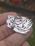 Stainless Steel Plate Crafted Lion Brooch Pin Retro Celebrity Power King broach CCCB Stunning design Unisex Silver colour Queen lapel pin