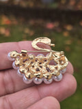 Gold Plated Swan brooch Lovers lucky Pin Vintage Look suit coat broach Collar CCCC Queen Design Celebrity Lapel Faux Pearls Stunning Design