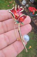 Gold Plated Red Rose brooch Lovers lucky Pin Vintage Look suit coat broach Collar CD Queen Design Celebrity Lapel Faux Pearl Stunning Design