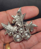 Holly flower brooch celebrity pin vintage look Silver plated queen xmas broach i36R