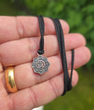 Tibetan Buddhist Om Mani Padme Hum Pendant Necklace Nazar Shield Black Dori U93