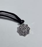 Tibetan Buddhist Om Mani Padme Hum Pendant Necklace Nazar Shield Black Dori U93