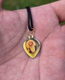 Vintage 1984 Sikh Guru Nanak Dev Ji Guru Gobind Singh Ji Leaf Pendant Gold C37