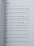 The Light They Carried: Sikh Women Through the Ages Satnam Rakhra English Book H