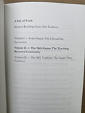 The Sikh Gurus – The Teaching Becomes the Community | Satnam Rakhra English Book