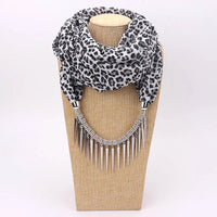 Ahmed Autumn and Winter Fashion Rhinestone Leopard Head Pendant Leopard Scarf Necklace For Women New Neckerchief Scarves Jewelry
