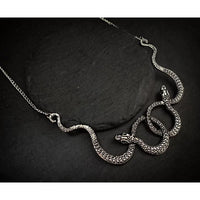 Goth Entwined Snakes Water Drop Crystal Necklace Gothic Punk Jewelry Statement Party Grunge Pendant Witcher Charm Fashion Gift