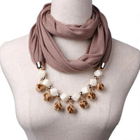 Ahmed Autumn and Winter Fashion Rhinestone Leopard Head Pendant Leopard Scarf Necklace For Women New Neckerchief Scarves Jewelry