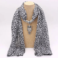 Ahmed Autumn and Winter Fashion Rhinestone Leopard Head Pendant Leopard Scarf Necklace For Women New Neckerchief Scarves Jewelry