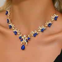 Ladies' fashionable design, light luxury style necklace, jewelry suitable for dates, parties, holidays, gifts