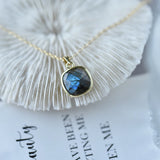 ITSMOS Labradorite Flash Pendant Necklace 14k Gold Plated Teardrop Pendant Choker Natural Healing Stone Jewelry for Women Gift