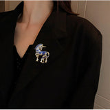 SUYU Court Style Horse Brooch Elegant Fashion Versatile Clothing Pins