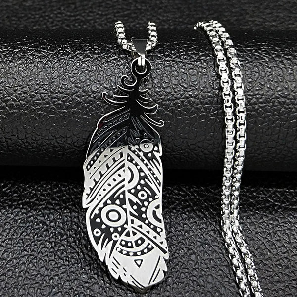 New fashionable feather necklace, versatile in style, stainless steel corroded and blackened pendant, collarbone chain accessory