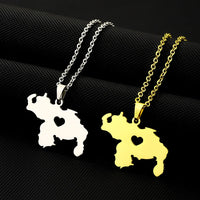 New stainless steel smooth heart-shaped Venezuela map necklace fashion men and women couples titanium steel pendant accessories