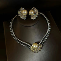 Medieval necklace women French retro romantic senior commuter sunflower necklace earrings stud earrings set