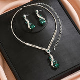 Ladies' fashionable peach heart design necklace earrings jewelry set suitable for daily wear and holiday gifts