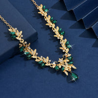 Ladies' fashionable design, light luxury style necklace, jewelry suitable for dates, parties, holidays, gifts
