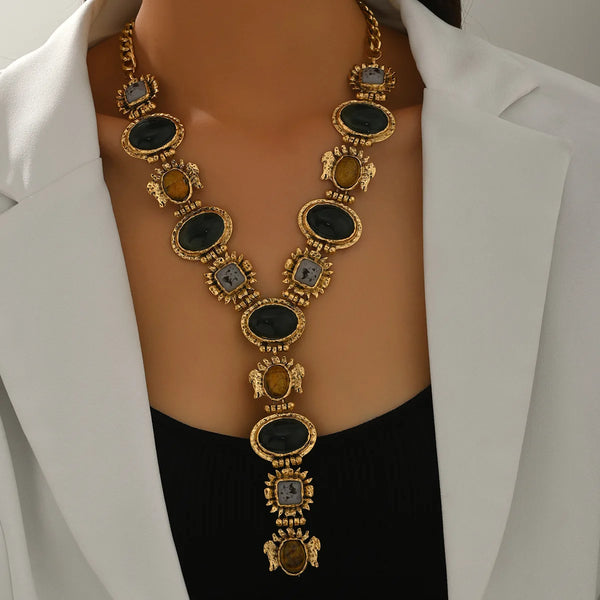 Bohemian Imitation Stone Metal Pendant Necklace To Wear on Vacation Stage and Music Festival Fashion Jewelry Hot Sale Party Gift