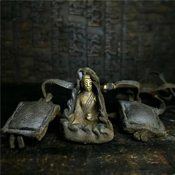 Tibetan Medicine BUDDHA Amulet Necklace Small Pocket Buddha with Cow Leather Rope TNL391
