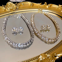 Fashionable Square Earrings Necklace Set Luxury Lightweight Clavicle Chain Personalized High-end Neckwear Women Shapepattern