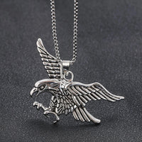 1pc Zinc Alloy Eagle Necklace Punk Style Metal Animal Necklace Fashion Men Women Jewelry Amulet Statement Jewelry Party Gift
