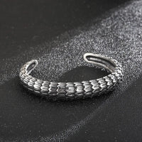 Personalized dragon scale pattern bracelet men's trendy and retro Chinese style reverse scale bracelet factory wholesale