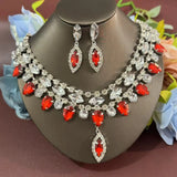 Hot selling multi-color large crystal pendant necklace, European and American fashion super sparkling rhinestone necklace