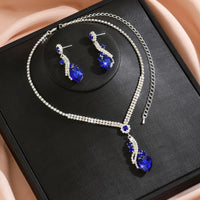 Ladies' fashionable peach heart design necklace earrings jewelry set suitable for daily wear and holiday gifts