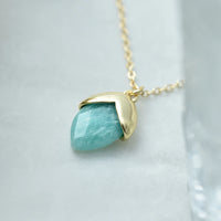 ITSMOS Acorn Natural Crystal Pendant Necklace Amazonite/labradorite Gold-plated Rhombic Simple Necklace Jewelry for Women Gift