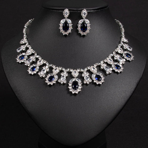 Women's Light Luxury Niche Design Floral Zircon Necklace Earring Set Fashionable And Versatile Pendant Set Daily Accessories