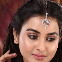 Bridal Water Drop Forehead Chain Tiara Indian Hair Accessories 2024 Luxury Tassel Rhinestone Headpiece Chain for Women Gift