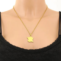 Stainless steel French filigree smooth pendant necklace, suitable for both men and women, versatile ethnic style collar chain