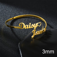 Akizoom Custom Name Heart Bracelets Stainless Steel Personalized letter Cuff Bangles Bracelets for Woman Man Family Jewelry Gift