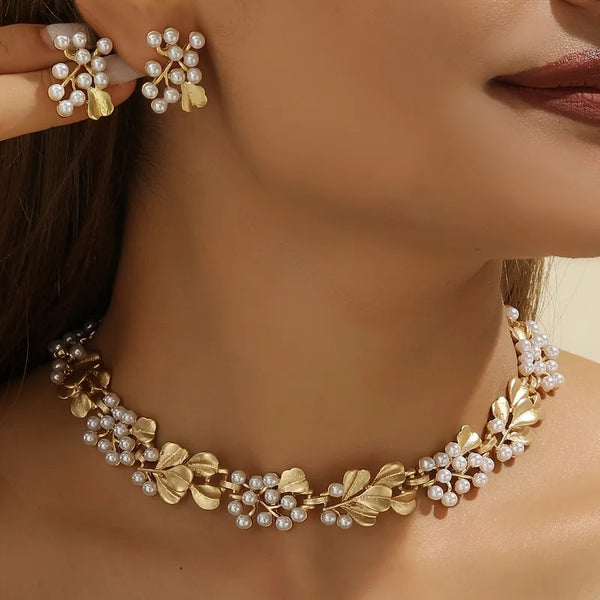 3pcs Luxury Vintage Gold Colour Leaves Set with Imitation Pearl Necklace Earrings Women's Elegant Court Style Jewellery