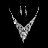 Luxury Crystal Tassel Bride Jewelry Set Rhinestone V Shape Silver-plated Wedding Dress Banquet Necklace Earring Set Ladies Gift