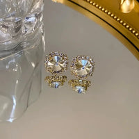 Fashionable Square Earrings Necklace Set Luxury Lightweight Clavicle Chain Personalized High-end Neckwear Women Shapepattern