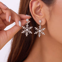 Delicate Multicolor Christmas Snowflake Stud Earrings for Women Zircon Pearl Dangle Piercing Earrings Girl New Year Party Gifts