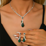 Ladies' fashionable peach heart design necklace earrings jewelry set suitable for daily wear and holiday gifts