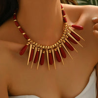 Exaggerated Rivets and Water Drop Acrylic Pendant Beads Choker Necklace for Women Fashion Jewelry Hot Sale Party Gift New Style