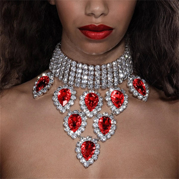 Luxury collar chain fashionable and exaggerated multi row bridal wedding sparkling rhinestone water droplet pendant neck chain
