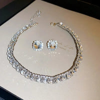 Fashionable Square Earrings Necklace Set Luxury Lightweight Clavicle Chain Personalized High-end Neckwear Women Shapepattern