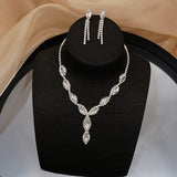 3 Pieces of Wedding Season Women's Claw Chain Series Crystal Earrings Necklace Jewelry Set Banquet Party Holiday Gift-8177