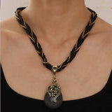Bohemia Ethnic Resin Stone Pendant Necklace Women Crystal Flower Decoration Multilayer Beads Chain Choker Necklace Collar