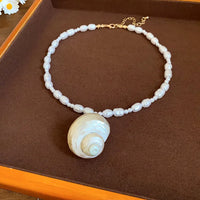 Baroque imitation pearl clavicle chain summer women vacation fashion handmade natural conch necklace adult jewelry accessories